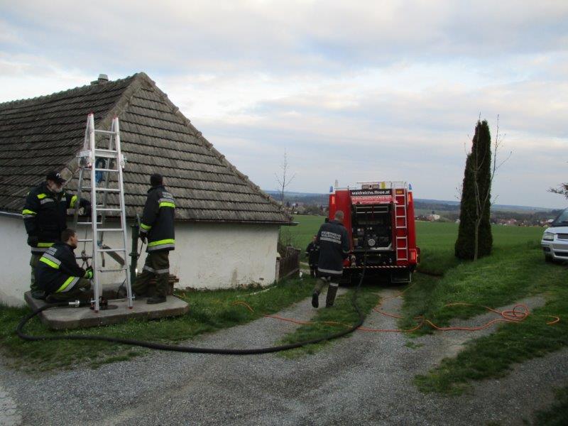 einsatz brunnen-auspumpen 19-04-2016 001