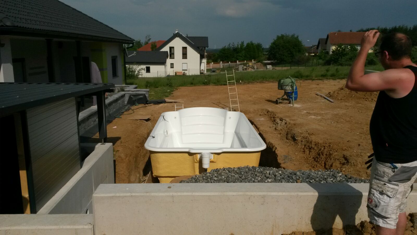 Techn.-Einsatz-Pool-fllen-30.05.2017-003