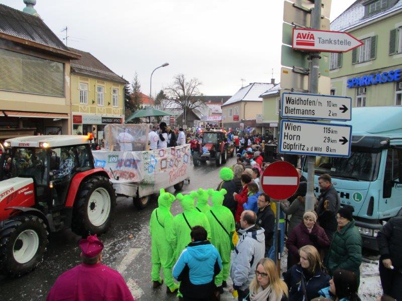 faschingszug 24-01-2016 035